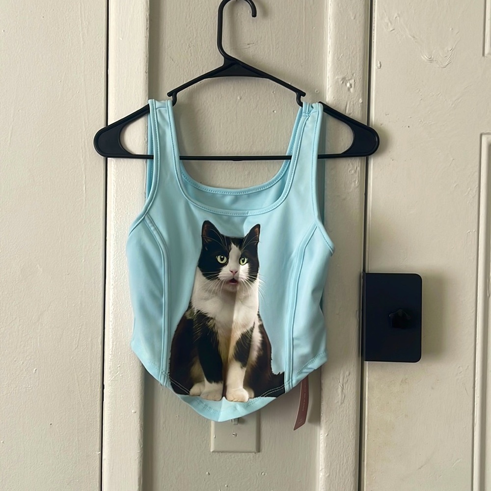 Cat Graphic Crop Tank Top